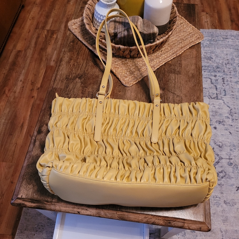 Sondra Roberts Squared handbag